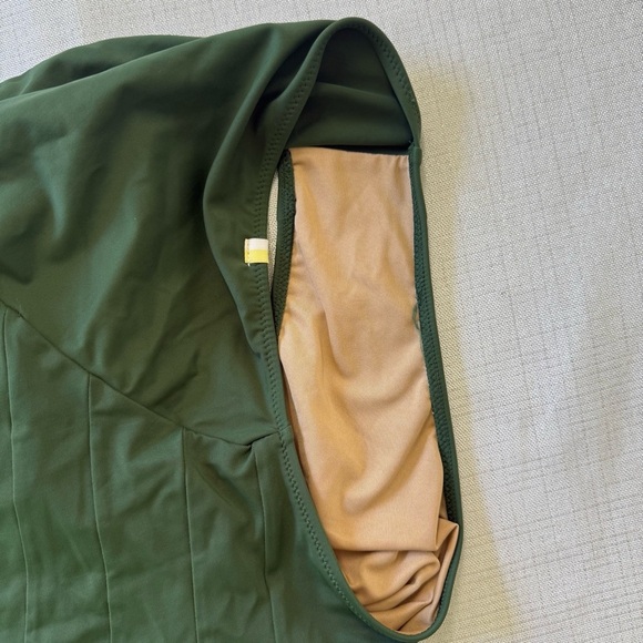 SUMMERSALT Dark Olive Green The Sidestroke One Piece Swimsuit Size 16 Beach - Picture 8 of 9